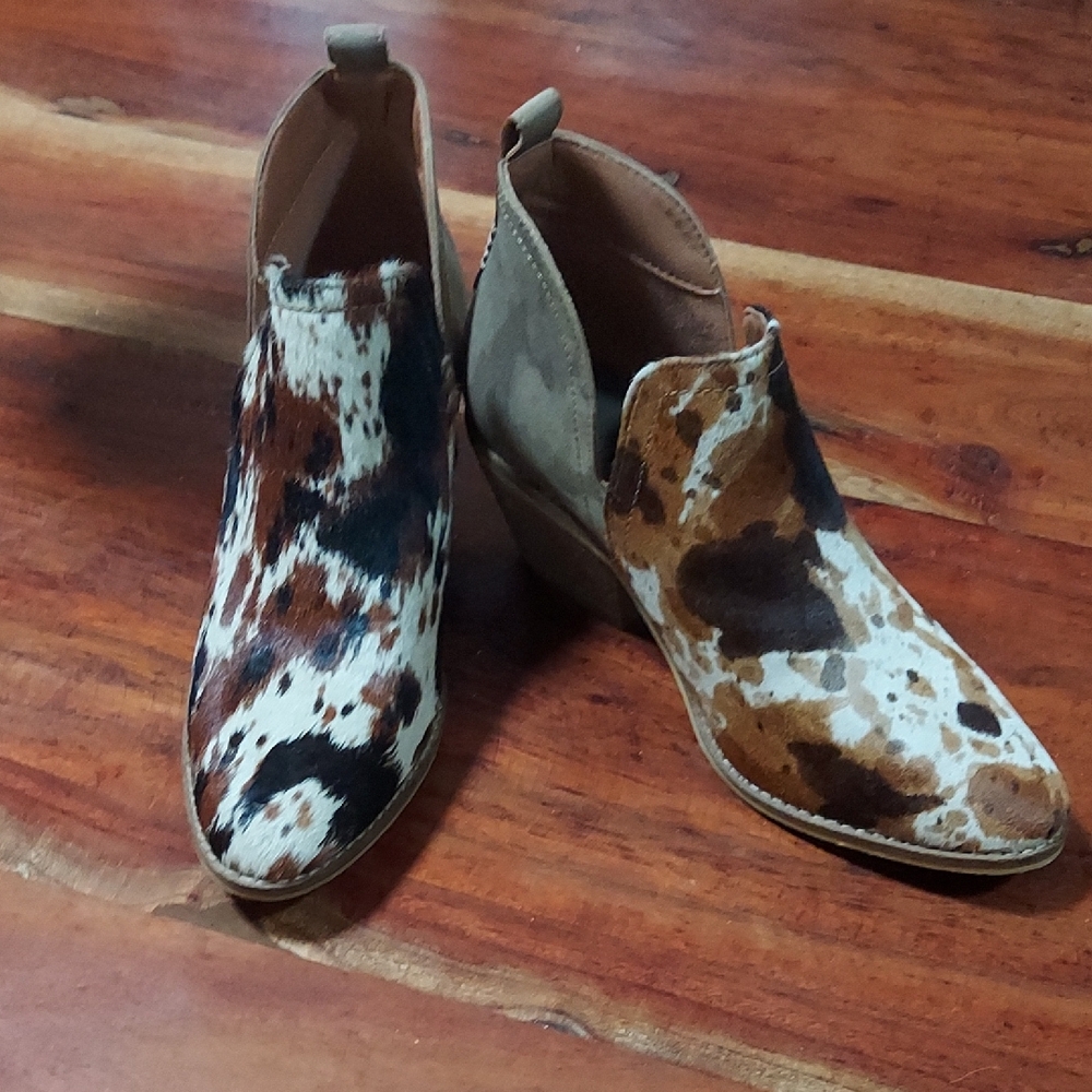 Women's Cowhide Pattern Ankle Booties
